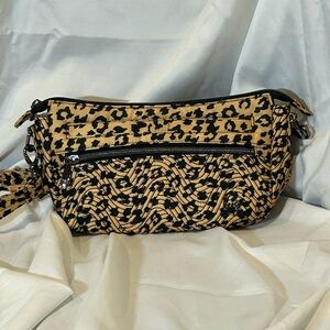 Lug Dash Crossbody spotted leopard like new